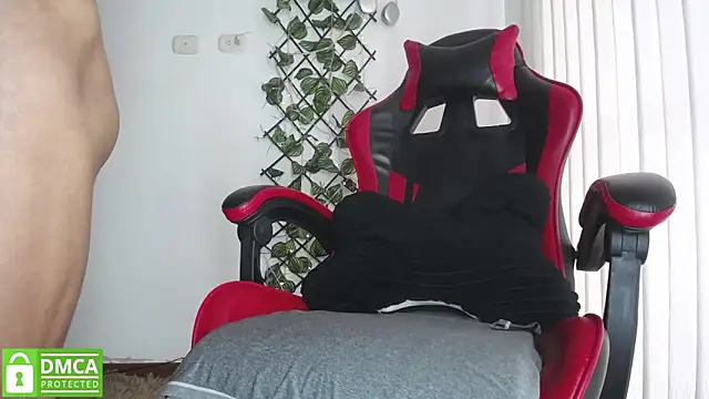 darkviper26 online show from 03-12-26, 01:37