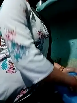 Snapshot of gunjan22 chatting on 03-14-25, 01:35 gunjan22 online show from 03-14-25, 01:35