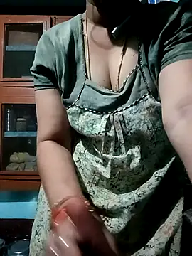 Snapshot of gunjan22 chatting on 03-22-25, 02:47 gunjan22 online show from 03-22-25, 02:47