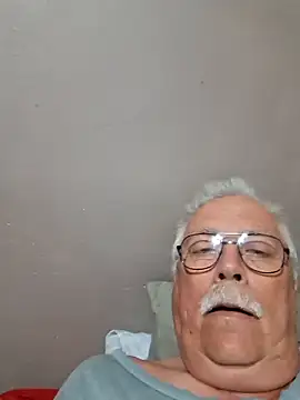 Snapshot of NawtyB1965 chatting on 05-07-26, 03:44 NawtyB1965 online show from 05-07-26, 03:44