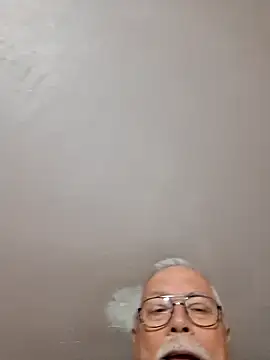 Snapshot of NawtyB1965 chatting on 06-25-26, 03:59 NawtyB1965 online show from 06-25-26, 03:59