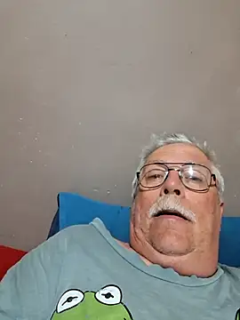 NawtyB1965 online show from 10-21-25, 03:17