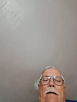 Snapshot of NawtyB1965 chatting on 07-01-26, 03:40 NawtyB1965 online show from 07-01-26, 03:40