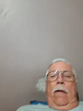 Snapshot of NawtyB1965 chatting on 07-13-26, 04:01 NawtyB1965 online show from 07-13-26, 04:01