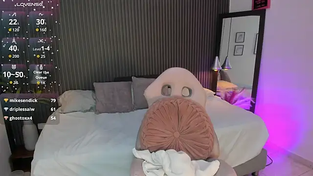 Axel brunette1 online show from 03-25-26, 08:03