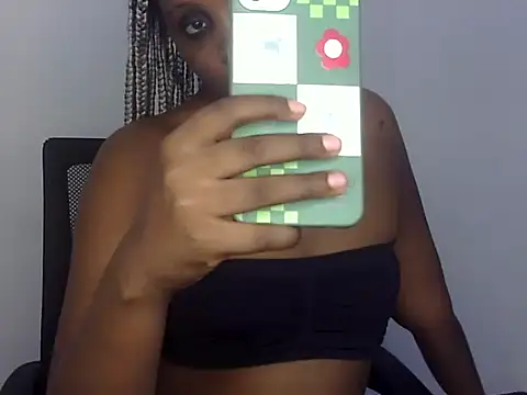 Eastqueen online show from 01-17-25, 11:38