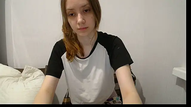 Snapshot of Irma-Bennet chatting on 04-22-26, 08:26 Irma-Bennet online show from 04-22-26, 08:26