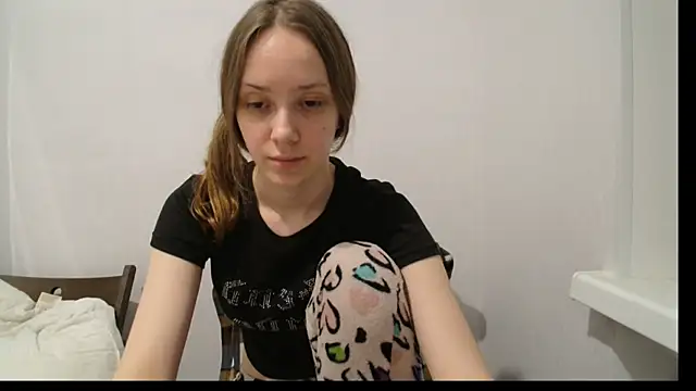 Snapshot of Irma-Bennet chatting on 04-23-26, 08:21 Irma-Bennet online show from 04-23-26, 08:21