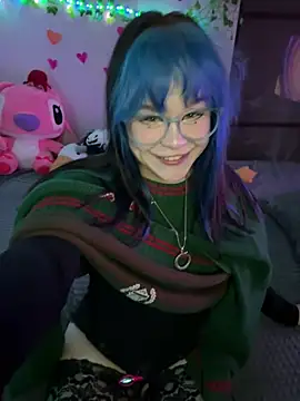 MaddisonHaas online show from 04-05-26, 06:03