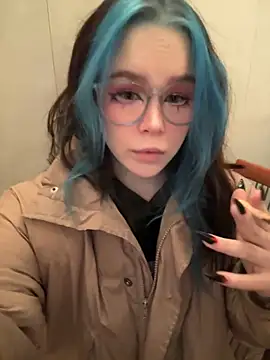 MaddisonHaas online show from 12-01-25, 01:17