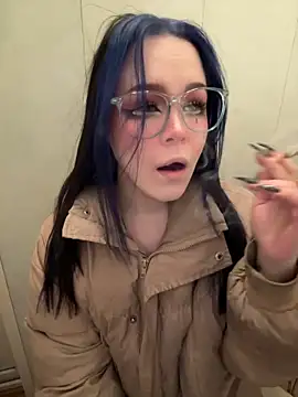 MaddisonHaas online show from 12-20-25, 12:02