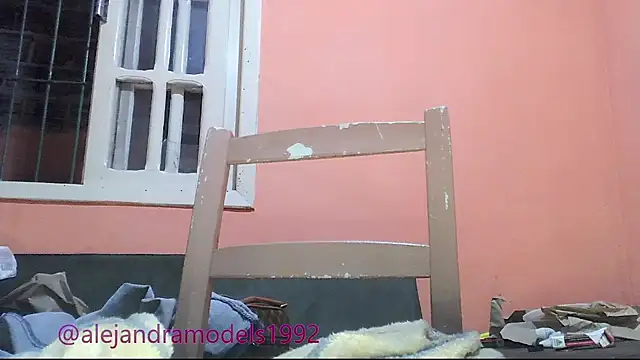 Snapshot of alejandra01 chatting on 04-22-26, 01:23 alejandra01 online show from 04-22-26, 01:23