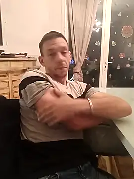 mika11100 online show from 12-28-24, 04:30