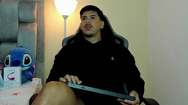 victor vixen online show from 06-10-26, 07:48