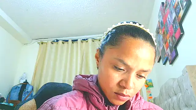 Snapshot of Samary_thomas chatting on 09-25-25, 12:49 Samary thomas online show from 09-25-25, 12:49