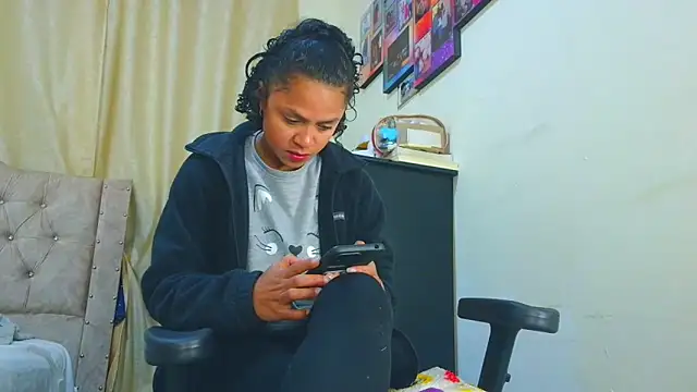 Samary thomas online show from 04-09-26, 03:30