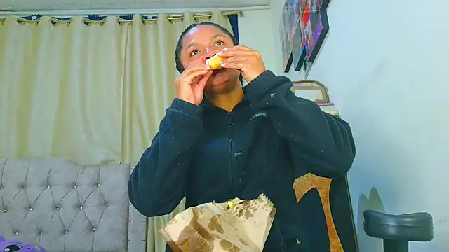 Samary thomas online show from 04-02-26, 01:46