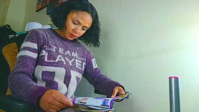 Samary thomas online show from 04-10-26, 01:01