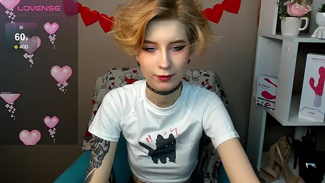 Snapshot of Angel_Jules chatting on 02-15-25, 12:59 Angel Jules online show from 02-15-25, 12:59