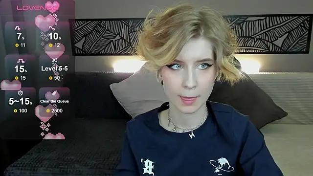 Snapshot of Angel_Jules chatting on 03-07-25, 04:02 Angel Jules online show from 03-07-25, 04:02