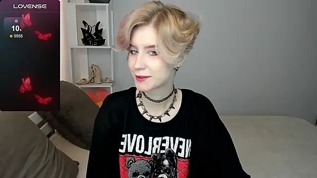 Snapshot of Angel_Jules chatting on 09-11-25, 01:05 Angel Jules online show from 09-11-25, 01:05