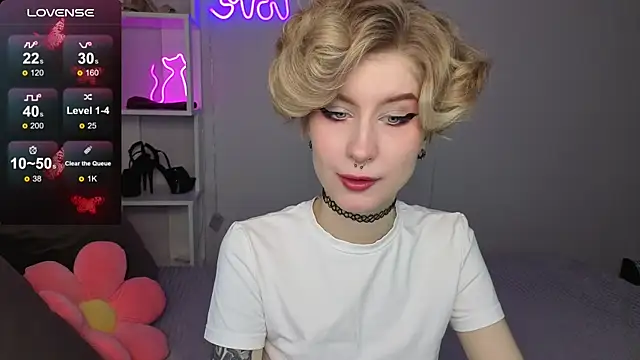 Snapshot of Angel_Jules chatting on 10-12-25, 01:07 Angel Jules online show from 10-12-25, 01:07