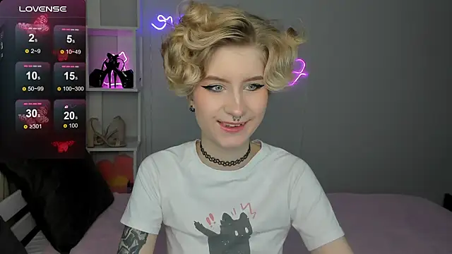 Snapshot of Angel_Jules chatting on 10-07-25, 12:11 Angel Jules online show from 10-07-25, 12:11
