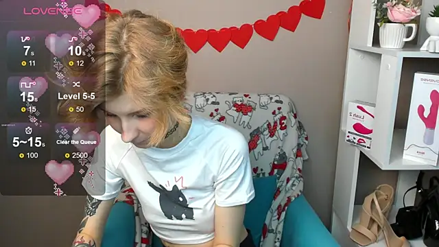 Snapshot of Angel_Jules chatting on 02-15-25, 04:03 Angel Jules online show from 02-15-25, 04:03