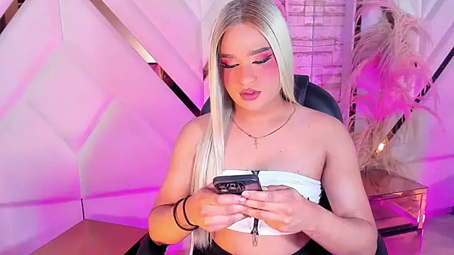 Elody Preysler69 online show from 01-17-26, 04:49