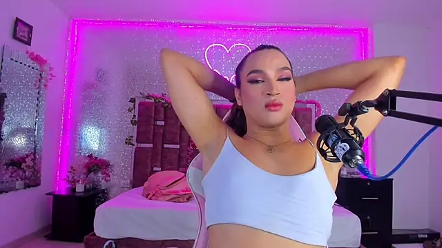 KylieVictoria online show from 03-12-25, 04:51