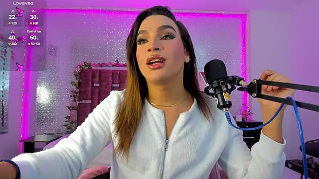 KylieVictoria online show from 03-19-25, 04:36