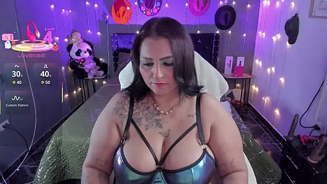 Ivonnee   online show from 01-17-26, 10:35