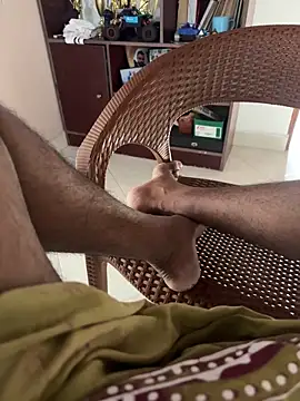 Dreamistofly online show from 04-28-26, 02:21