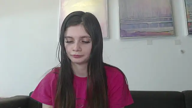 Effi 18 online show from 02-09-25, 05:43