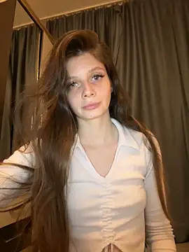 Effi 18 online show from 10-12-25, 05:47