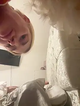 Snapshot of TheCumSlutBarbie chatting on 09-12-25, 10:09 TheCumSlutBarbie online show from 09-12-25, 10:09