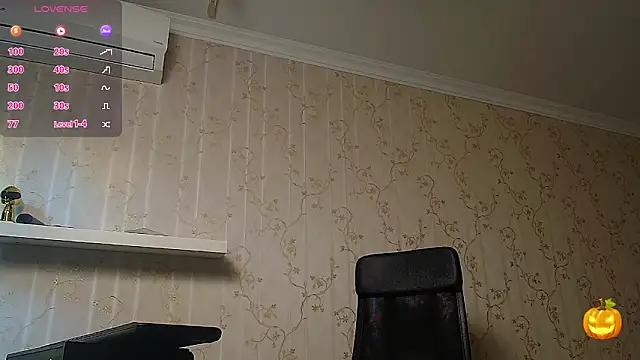 MateoBenjaminX online show from 10-31-25, 05:48