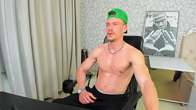 MateoBenjaminX online show from 03-11-25, 05:46