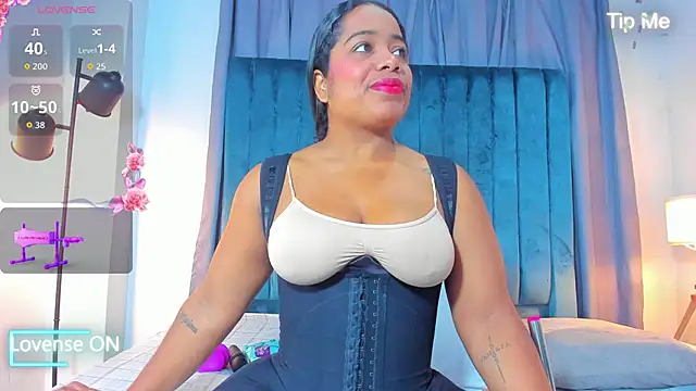 Snapshot of sweetebony_970 chatting on 05-04-26, 11:57 sweetebony 970 online show from 05-04-26, 11:57