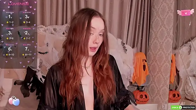 Snapshot of MiriaamWhite chatting on 10-20-25, 08:48 MiriaamWhite online show from 10-20-25, 08:48