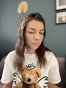 Mia Ethan online show from 03-22-25, 05:17