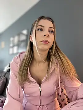 Mia Ethan online show from 03-10-26, 08:51