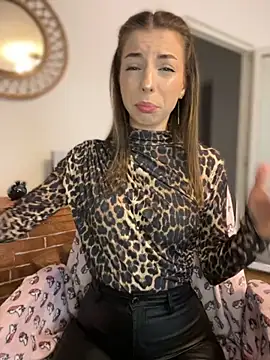 Mia Ethan online show from 10-08-25, 08:27
