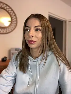 Mia Ethan online show from 09-25-25, 10:10