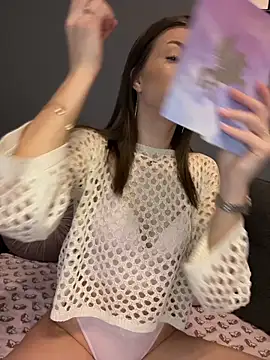 Mia Ethan online show from 03-19-25, 04:47