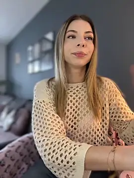 Mia Ethan online show from 03-19-26, 09:53