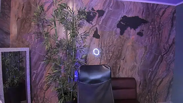 Alahia Dangelo online show from 02-21-26, 06:43