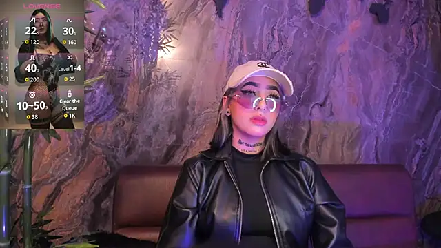 Alahia Dangelo online show from 10-24-25, 05:34