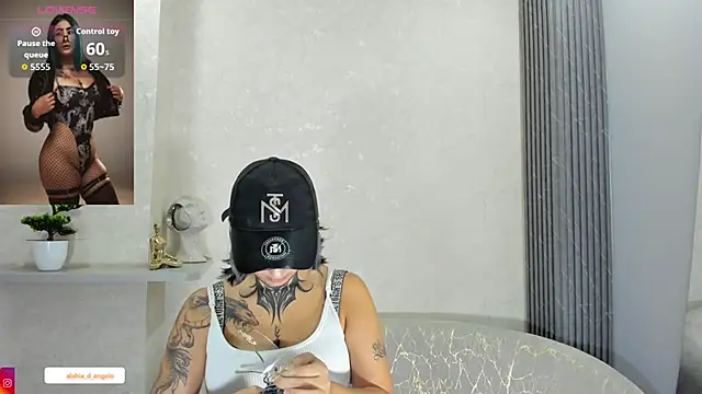Alahia Dangelo online show from 06-14-26, 04:41