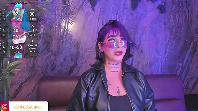 Alahia Dangelo online show from 11-12-25, 05:28